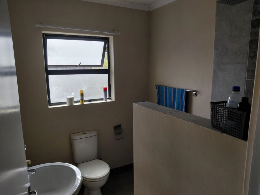 To Let 3 Bedroom Property for Rent in Brooklyn Western Cape